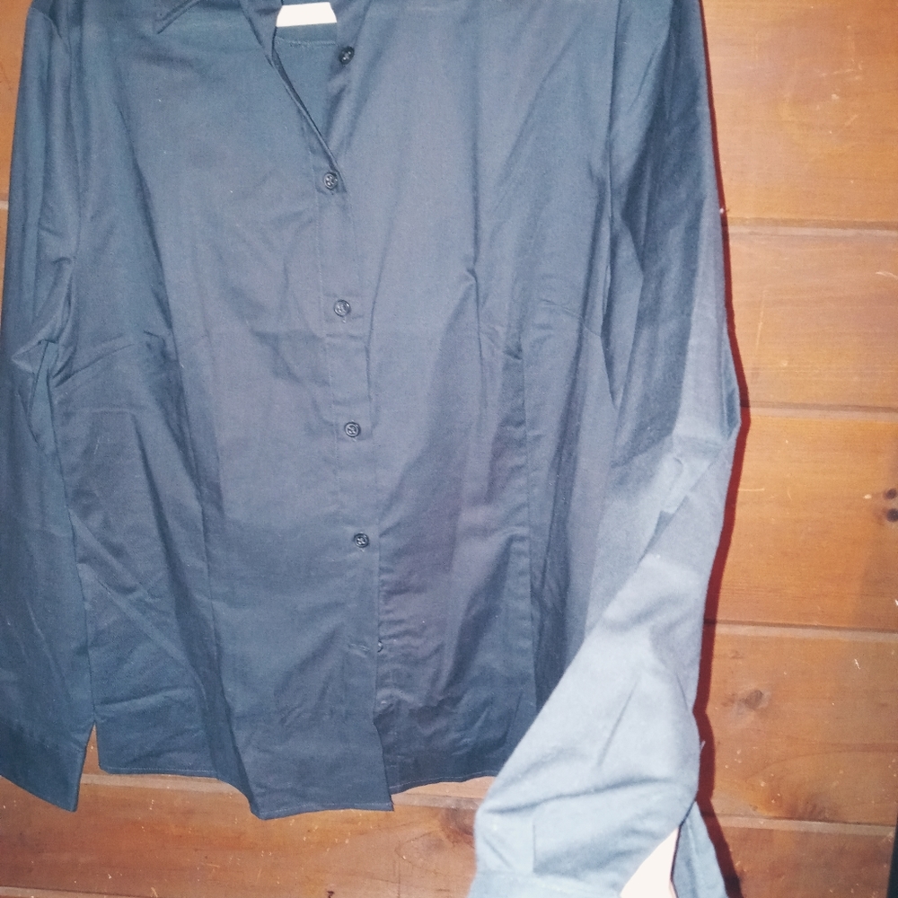 Oxford button up - Picture 2 of 4